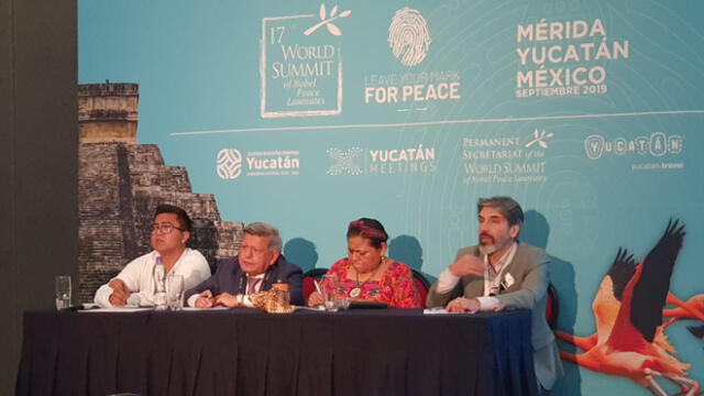 César Acuña participa en cumbre en México. Foto: Difusión.