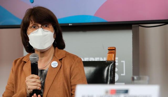 Pilar Mazzetti manifestó que se continuará con el tratamiento habitual para la COVID-19. Foto: Jorge Cerdan / La República
