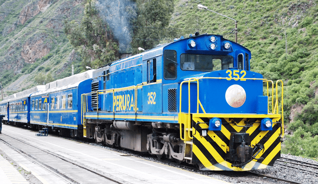 Conversatorio aborda el pasado, presente y futuro del tren en el Perú