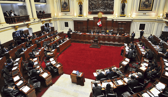 Como en los noventa, Congreso fujimorizado disfraza cambio en Constitución