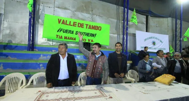 El gobernador regional de Arequipa, Elmer Cáceres Llica, se pronuncia sobre el proyecto Tía María en el Valle de Tambo.