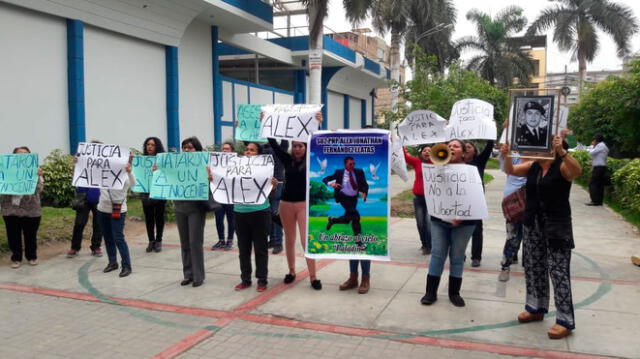 Chiclayo: familiares de policía asesinado exigen justicia [VIDEO]