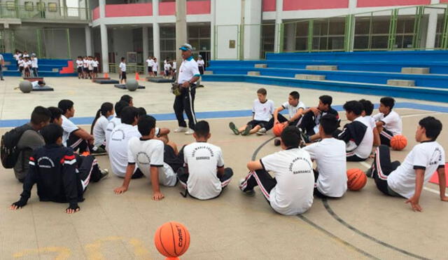 Colegios contarán con tres horas de Educación Física desde este año