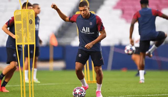 Kylian Mbappé será titular en el ataque del PSG. Foto: EFE.