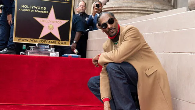 Rapero Snoop Dogg ya tiene su estrella de Hollywood y lo celebró a su fiel estilo [VIDEO]