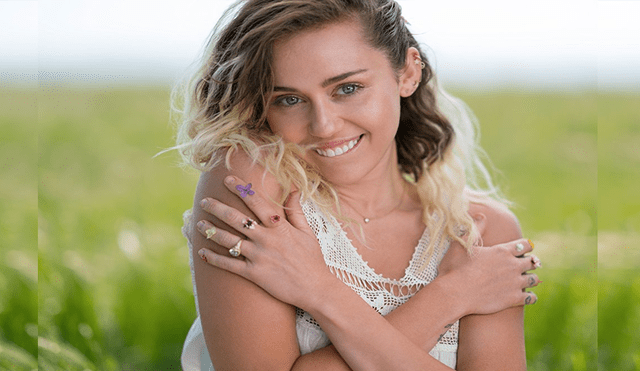 Vía Instagram: Miley Cyrus posa sin prenda íntima y recibe amenazas