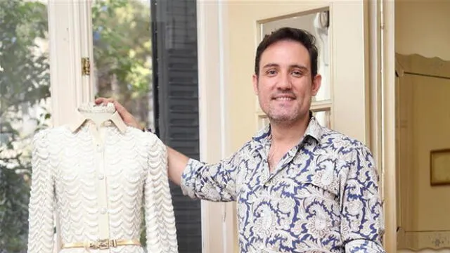 Emilio Salinas es el diseñador de los dos vestidos de novia que usó Ana María Aldón en su boda con Ortega Cano. (Foto: Lecturas)