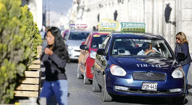Arequipa: Cuestionan norma que da más permisos para taxis