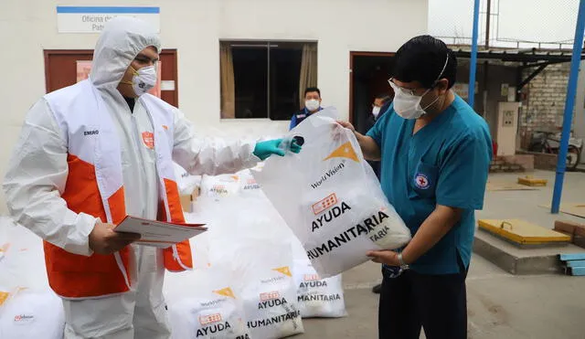 Donan kits de bioseguridad al personal de salud del hospital San Juan de Lurigancho