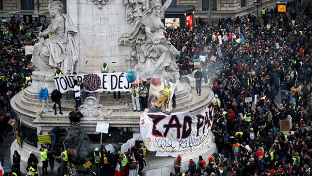 Macron justifica movilización del ejército para frenar protestas de "chalecos amarillos"