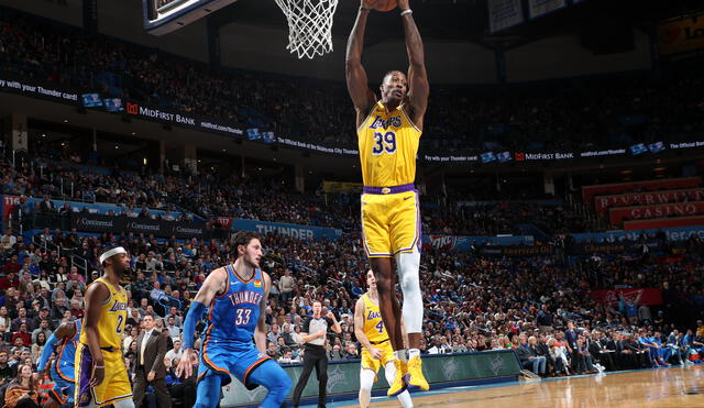 OKLAHOMA CITY, OK - NOVEMBER 22: Dwight Howard #39 of the Los Angeles Lakers gets a rebound during a game against the Oklahoma City Thunder on November 22, 2019 at Chesapeake Energy Arena in Oklahoma City, Oklahoma. NOTE TO USER: User expressly acknowledges and agrees that, by downloading and or using this photograph, User is consenting to the terms and conditions of the Getty Images License Agreement. Mandatory Copyright Notice: Copyright 2019 NBAE   Joe Murphy/NBAE via Getty Images/AFP