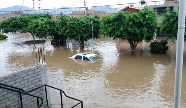 Áncash: Huarmey inundado y Chimbote lleva dos días aislado