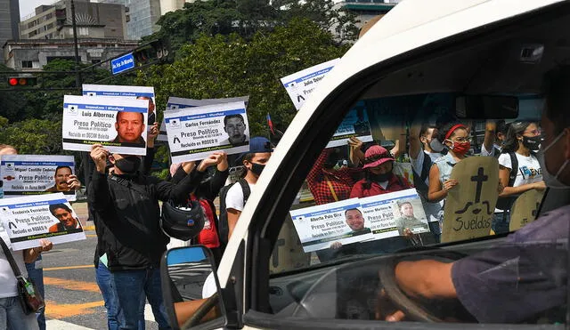 Manifestación este jueves 10 de diciembre en Venezuela en favor de los presos políticos. Foto: AFP