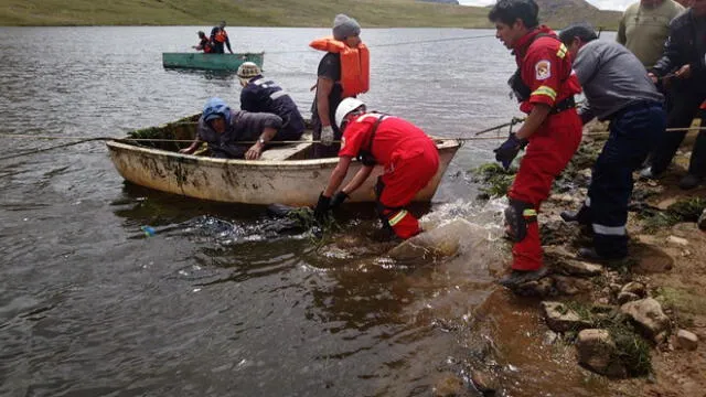 Huancavelica: rescatan dos cadáveres en laguna de Astobamba