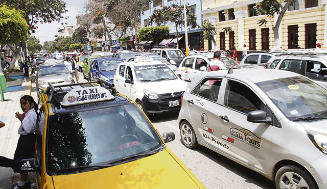 Reglamento para taxi de turismo busca disminuir informalidad en el sector