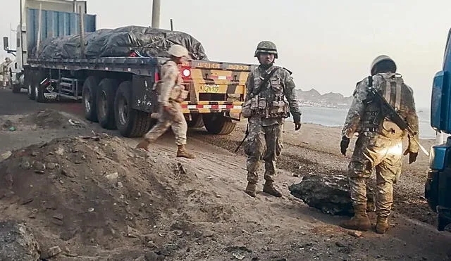 Con saldo fatal. Panamericana Sur, en el tramo de Chala, fue tomada por dos mil mineros. Policía y Ejército recuperaron la vía tras intento de diálogo. Foto: difusión