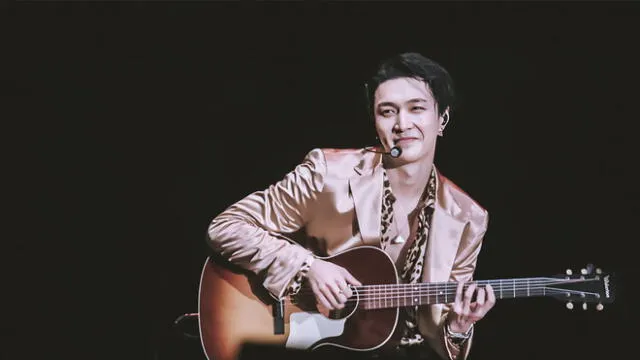 Zhang Yixing desarrolló una carrera componiendo, produciendo e interpretando sus propias canciones.