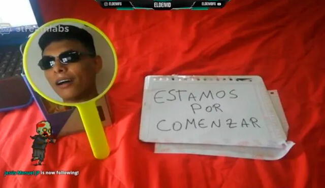 'El Deivid' cuenta que su mamá compró un espejo y decidió utilizarlo para que sus seguidores vean su rostro cuando jugaba. Foto captura: Facebook