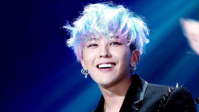 G-Dragon ocupa el primer puesto de “Los 100 mejores idols Kpop de la década de 2010”.