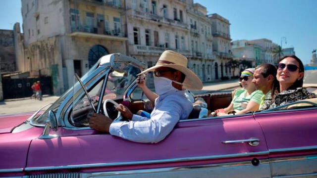 Primer ministro de Cuba decide aislar a turistas en hoteles mientras esperan sus vuelos. (Foto: Agencia EFE)