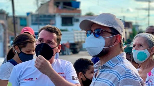 Rafael Lacava antes de entrar al acto público en el estado Carabobo, centro de Venezuela. Foto: El Nacional