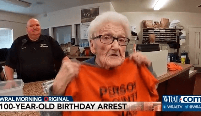 Mujer de 100 años realiza sueño de ir a la cárcel por su cumpleaños [FOTOS]