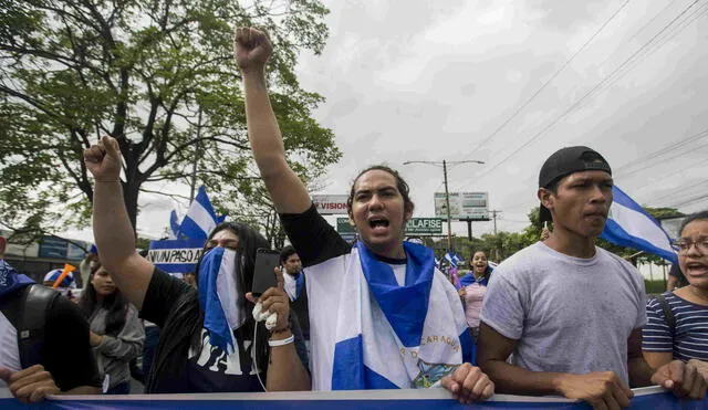 Nicaragua: Miles de personas marchan por la democracia 