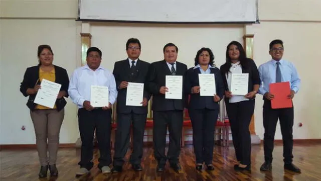 Moquegua: Autoridades electas recibieron sus credenciales 