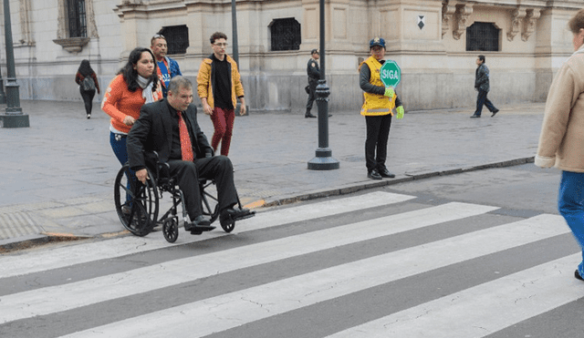Unas 1200 rampas serán habilitadas en Lima para facilitar el desplazamiento de personas con discapacidad motriz. Foto: Municipalidad de Lima
