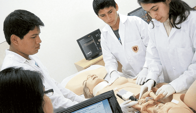 Sunedu evaluará las carreras de Medicina desde marzo del 2019