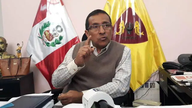 Alcalde de Chimbote cuestiona lentitud del Congreso para debatir dictamen sobre reformas