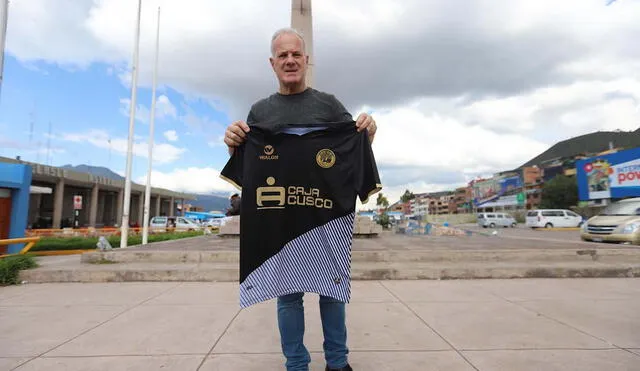 Carlos Ramacciotti vuelve a ponerse la camiseta de Cusco FC. No pasó ni un mes desde su salida del club. (Foto: La República)