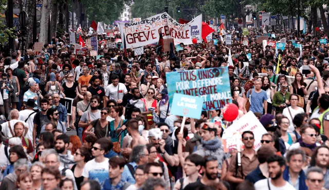"Marea popular": miles de personas salen a las calles de Francia en contra de Macron [FOTOS]