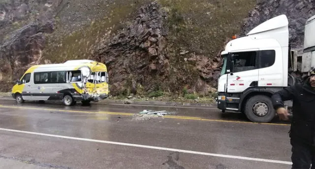 Cusco: 18 peruanos y extranjeros heridos tras choque camino a Montaña de Siete Colores