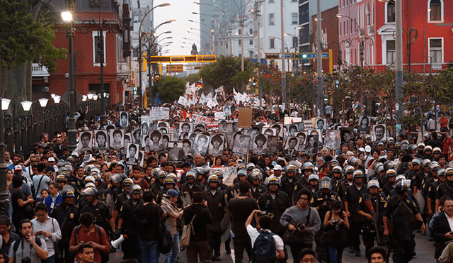 Alberto Fujimori: miles marcharon contra indulto y en rechazo a PPK [VIDEO]