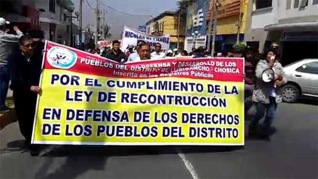 Pobladores protestaron por falta de presupuesto para la reconstrucción de Chosica [VIDEO]