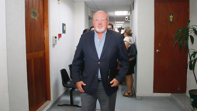 Carlos Bruce: “El Gobierno de Vizcarra no tiene objetivos claros”