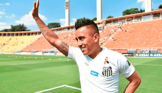 Christian Cueva no está en los planes del Santos FC, lo que lo obliga a buscarse un nuevo club.