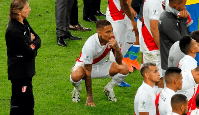 Copa América 2019: Paolo Guerrero es reanimado tras perder la final ante Brasil. Foto: EFE
