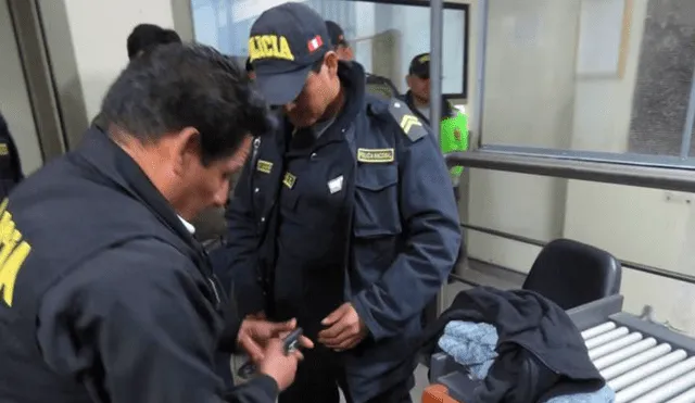 Cusco: detienen a policía que intentó ingresar un celular al penal de varones [FOTOS]
