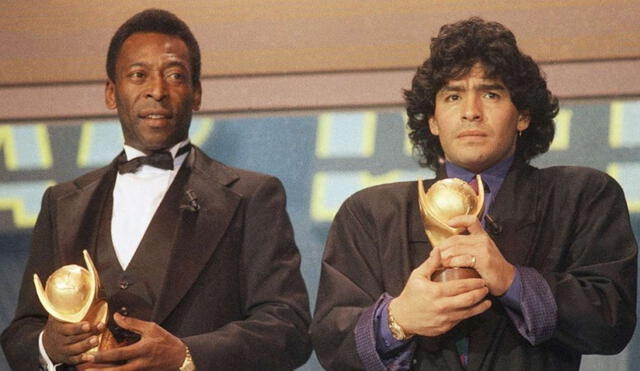 Maradona y Pelé compartiendo escenario varios años después. Foto: Agencias.