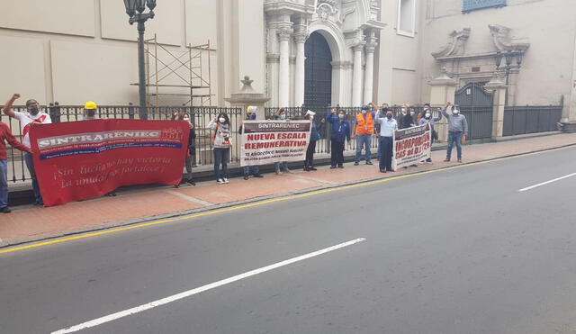 Trabajadores ONPE y Reniec exigen traspaso de CAS a régimen 728 y nueva escala salarial