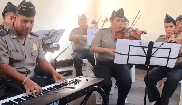 Policía Nacional del Perú le rinde sentido homenaje a José José con canción “El triste” [VIDEO]