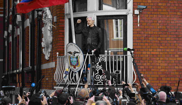 Ecuador dice Assange se comprometió a no interferir en asuntos de otros Estados