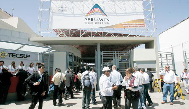 Arequipa: Perumin se realiza sí o sí a pesar de protestas contra Tía María