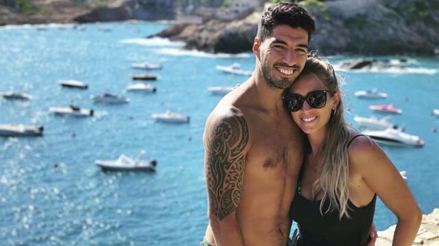Luis Suárez celebrará 10 años de casado junto a Lionel Messi y Neymar 