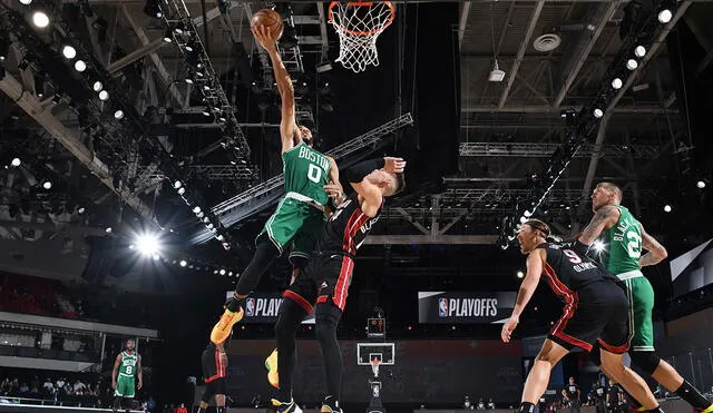 Boston Celtics ganaron a los Miami Heat por la NBA Playoffs 2020. (FOTO: AFP).