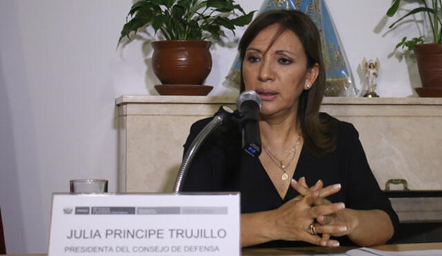 Julia Príncipe exhorta a Alejandro Toledo: “Que venga, que no se corra”