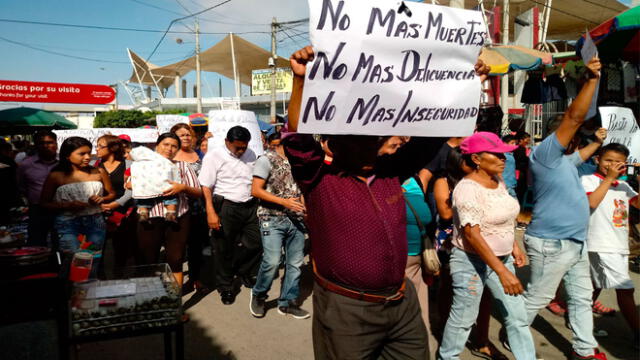 Elecciones 2018: ciudadanos salieron a las calles de Tumbes rechazando a nuevas autoridades 