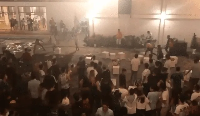 Chiclayo: jóvenes se enfrentan a botellazos en fiesta [VIDEO]